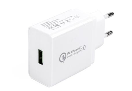 Зарядний пристрій Vinga M042 QC3.0 (M042)